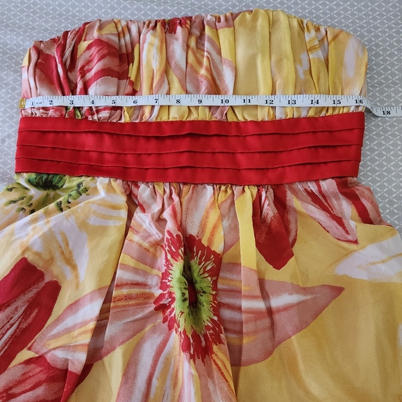 BCBG Silk Yellow Red Floral Strapless Mini Dress Size 12 - Picture 14 of 16